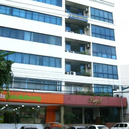 Regal Business Park Hotel Cebu Exterior photo